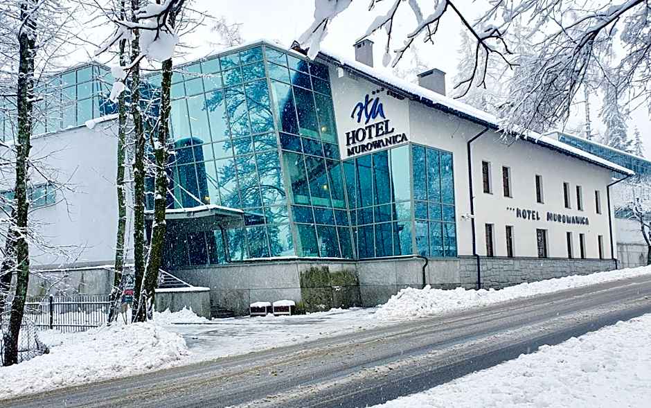 Hotel Murowanica