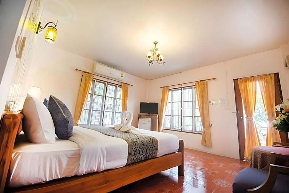 Pong Phen Guesthouse