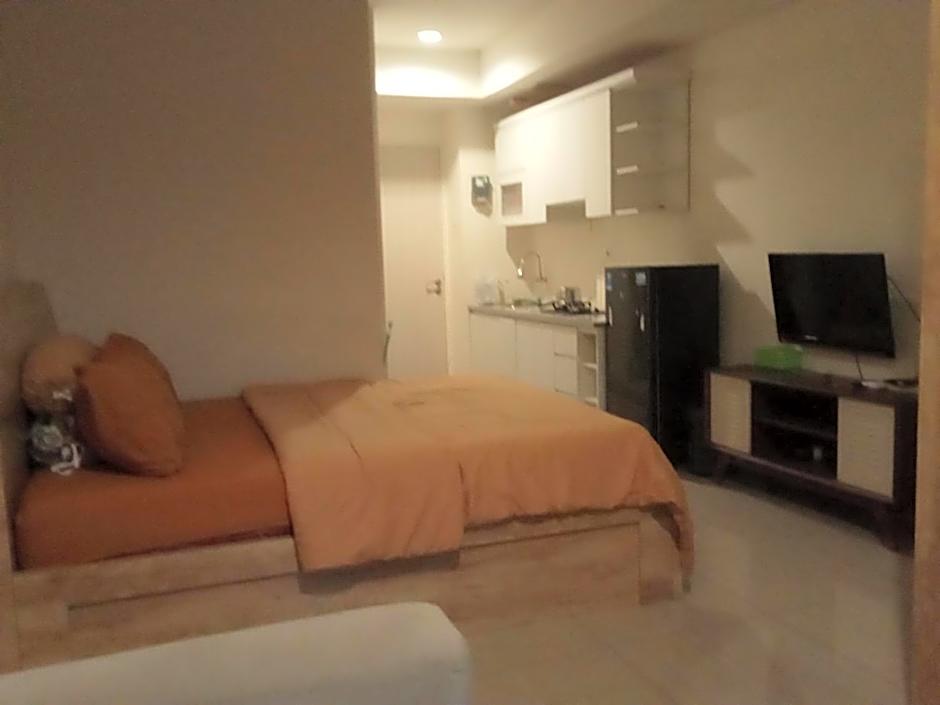 Apartemen Grand Kamala Lagoon Bekasi By Cicie Room