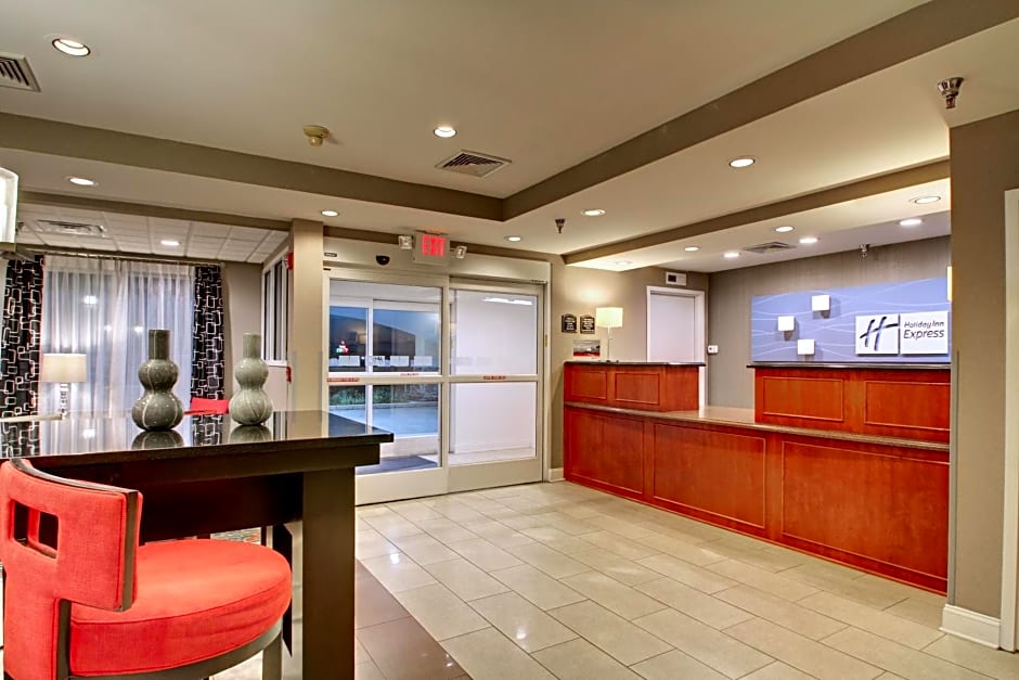 Holiday Inn Express Hurricane Mills Waverly By IHG