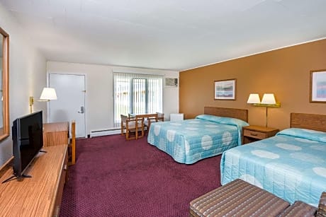 Accessible Two Queen Beds