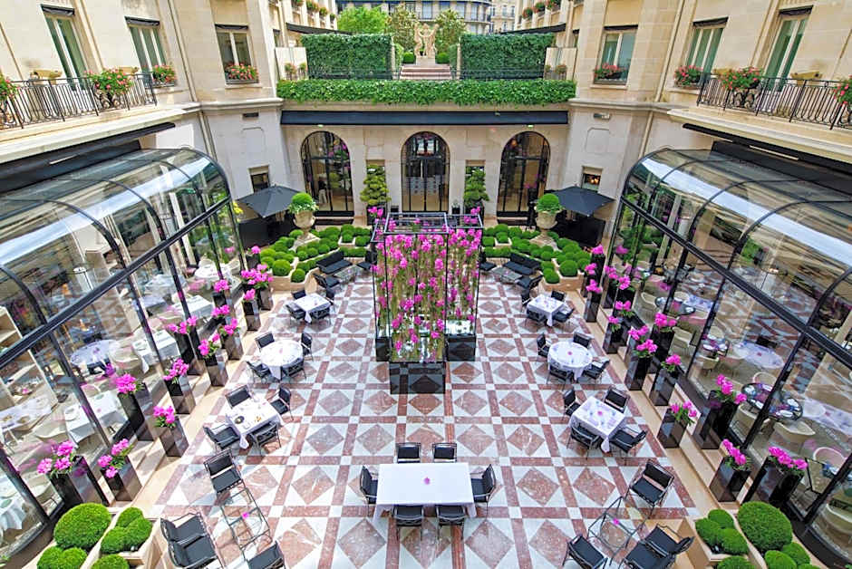 Four Seasons Hotel George V Paris