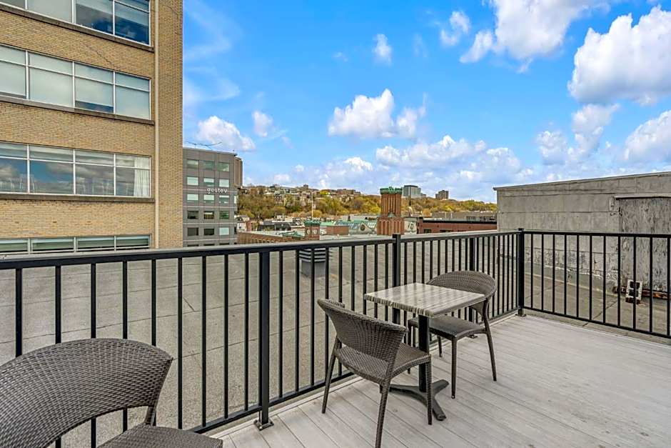 INITIAL - Suite NOUVEAU MONDE - Centre-ville de Québec