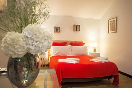 MAISON MAUPAS Chambre Rouge