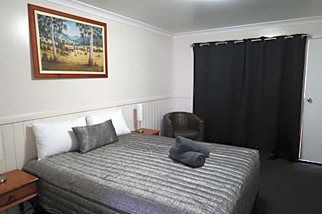 Queen Room