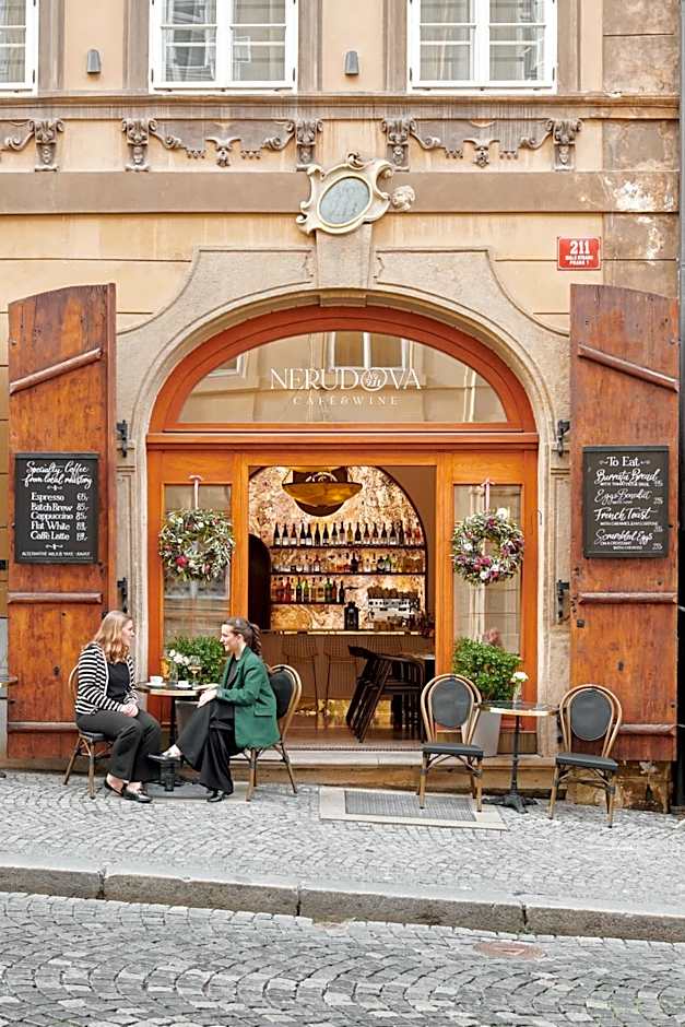 Hotel Nerudova 211