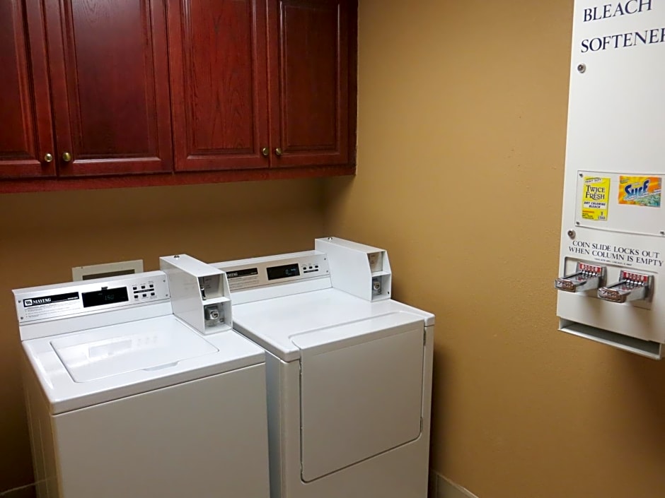 Wingate by Wyndham Savannah Gateway