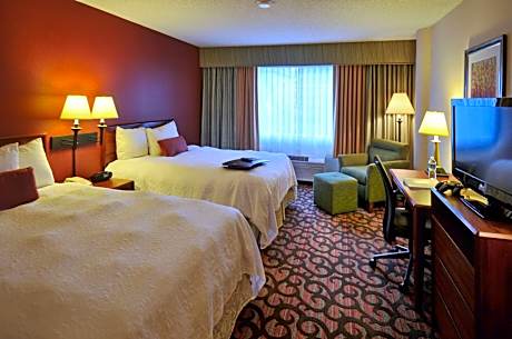 Room with Two Queen Beds - Non-Smoking