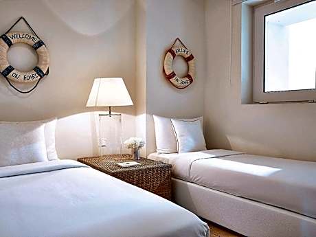 Superior Family Guestroom Sea View