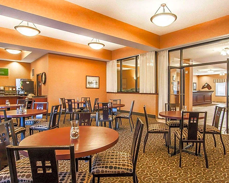 Comfort Suites Redmond Airport