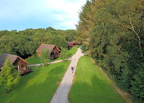 Eastcott Lodges