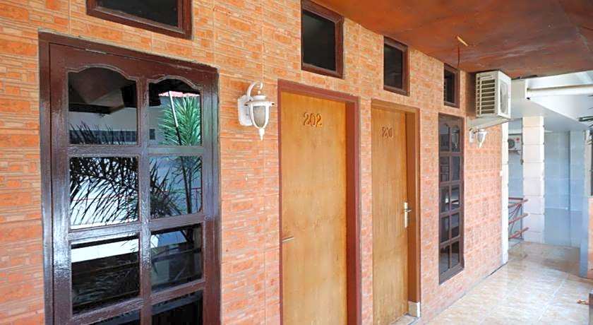 RedDoorz Plus @ Hotel Srikandi Kendari