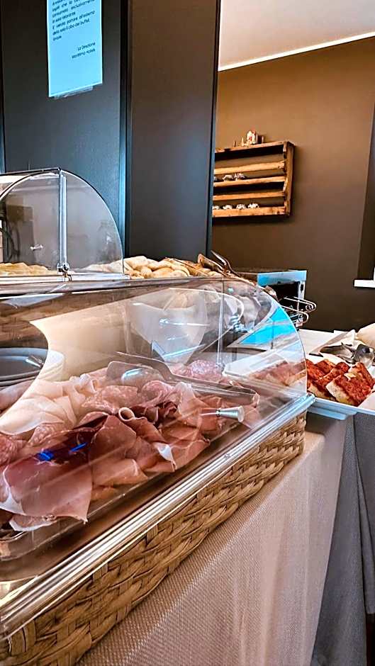 MARITTIMO Riccione - Hotel Clipper FRONTE MARE