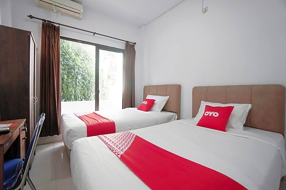 OYO 2566 Putri Kesia Rooms
