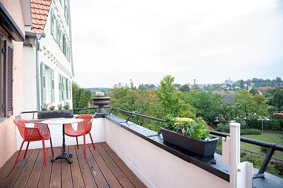 Friedrich von Schiller Hotel