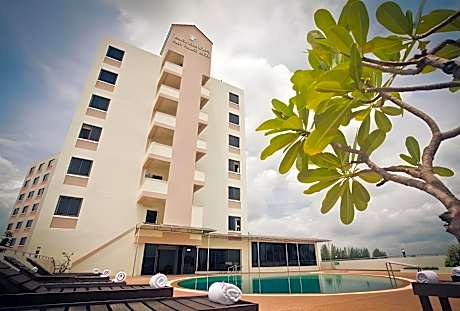 PLOY PALACE MUKDAHAN