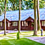 Woodland Park Lodges