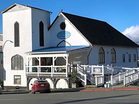 Char's Landing Hostel