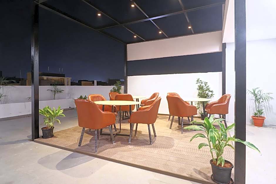 Super OYO Townhouse 1185 Rcc Pride – Hyderabad, 