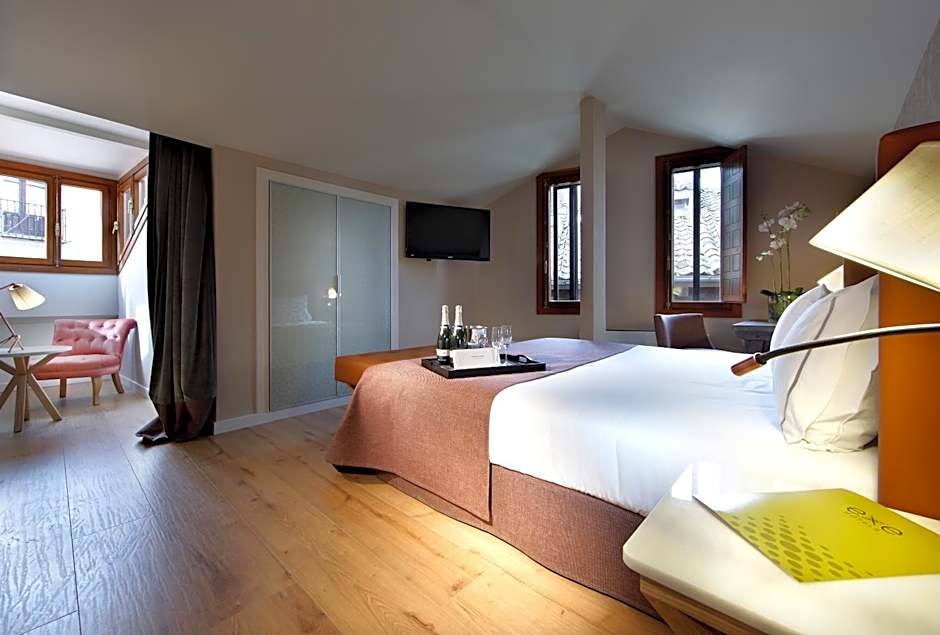 Exe Casa de Los Linajes