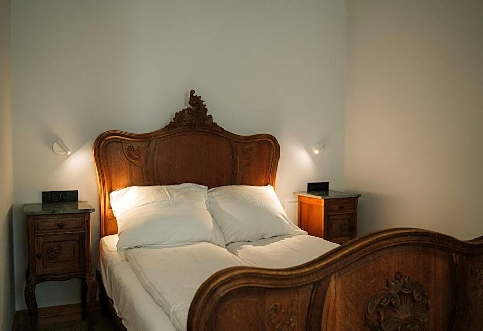 Folwark Wielka Wieś - Pałac pod Dębem