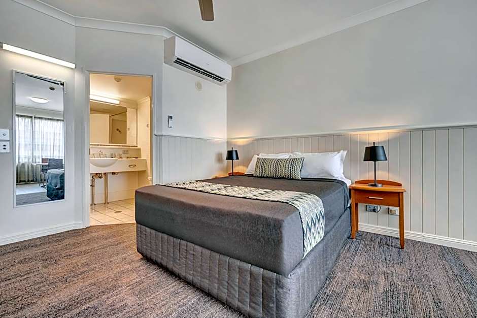 City Oasis Inn Townsville, SureStay Collection by BW