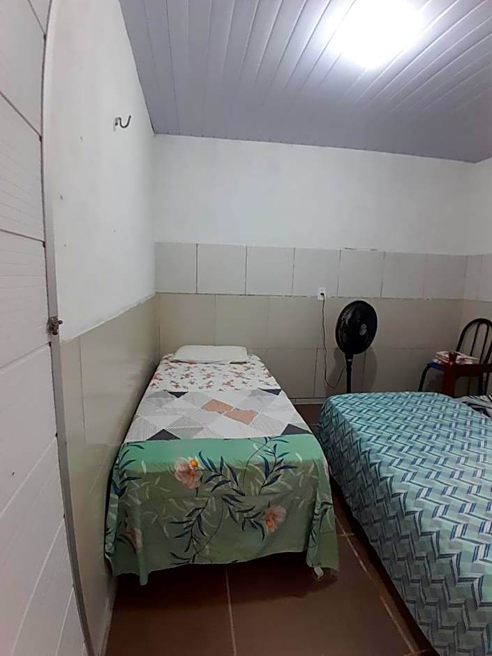 casa de dois quartos com cozinha perto do aeroporto Aluízio Alves