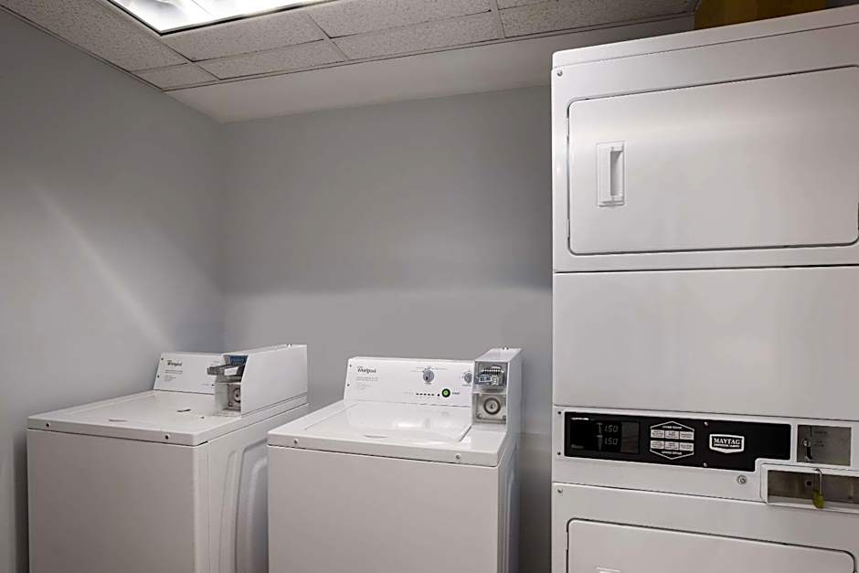 Suburban Studios Hinesville - Fort Stewart Area