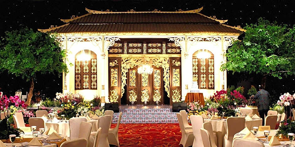 The Luxton Cirebon Hotel And Convention