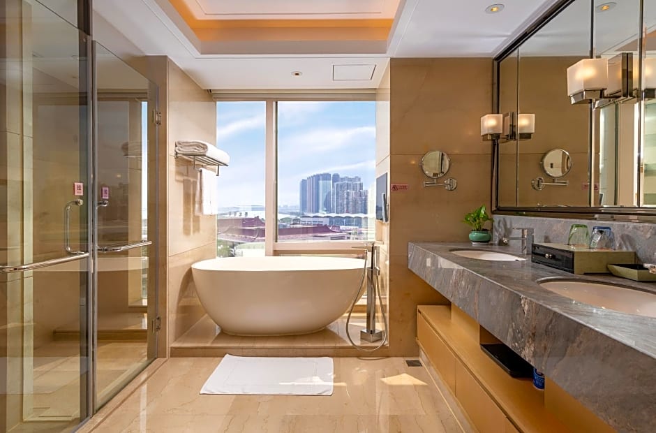 Longzhuda International Hotel