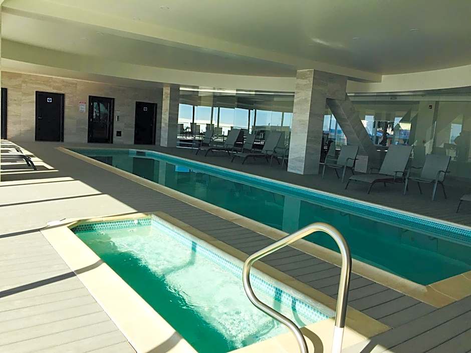 La Jolla Excellence, Exclusive Front Beach!