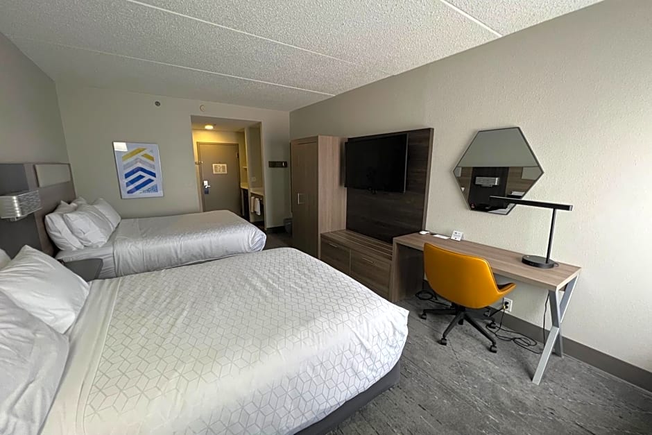 Holiday Inn Express Harrisburg Ne