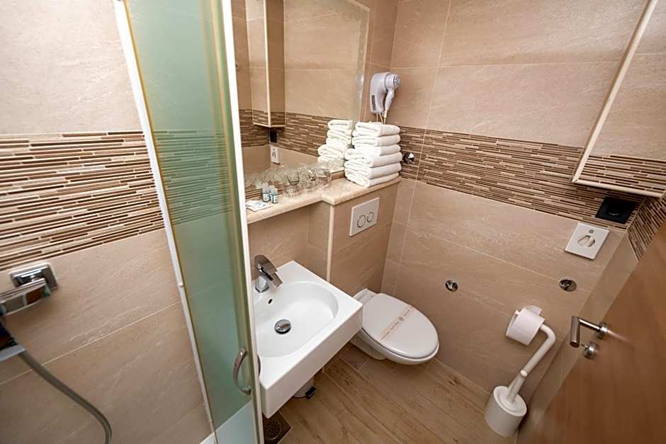 Deluxe Collection Hotel Kastel - Depadanse