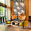 D8 Hotel