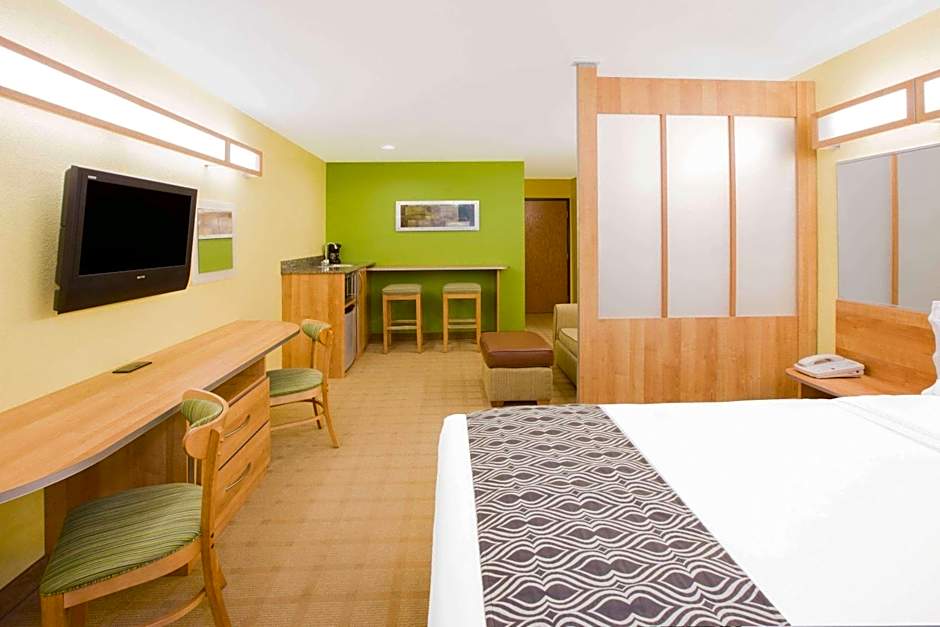 Microtel Inn & Suites By Wyndham Delphos