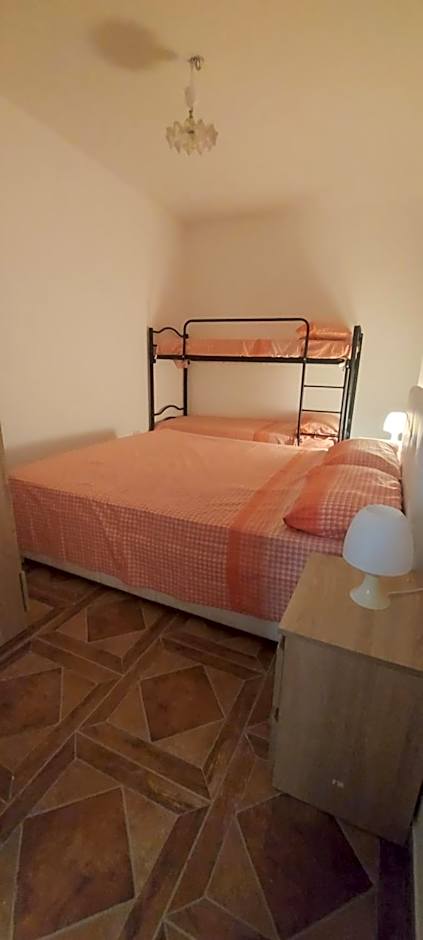 LA CASA DI NONNA GIOVANNA