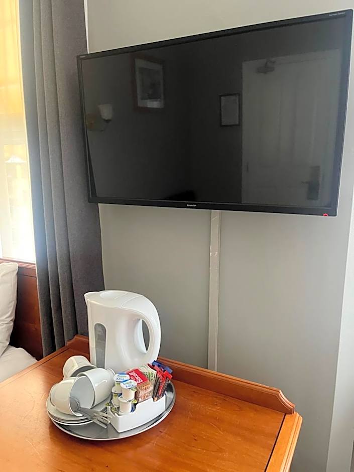 Sorrento Hotel & Restaurant