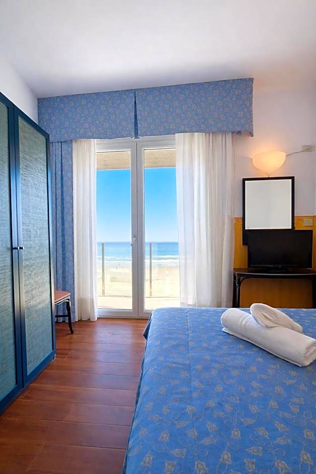 Hotel Regina Fronte Mare