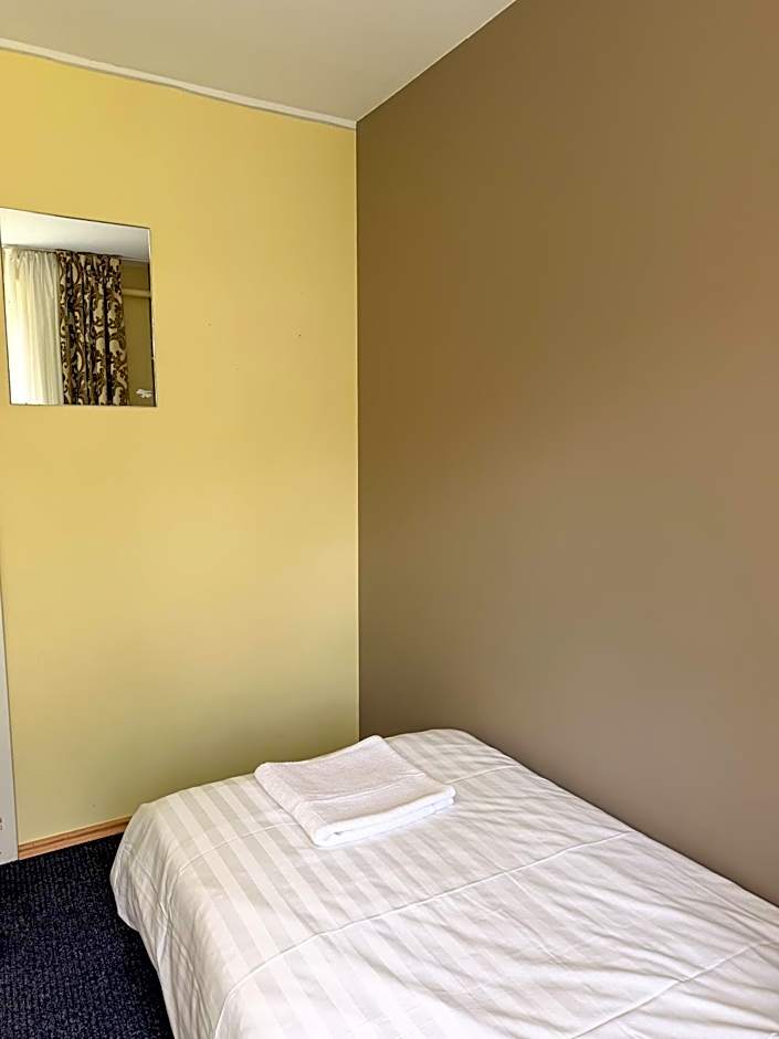 Sadama Hostel & Caravan Camping