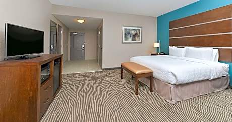 1 King Mobility Access With Tub Nonsmoking Microwv/fridge/hdtv/work Area Free Wi-fi/hot Breakfast In