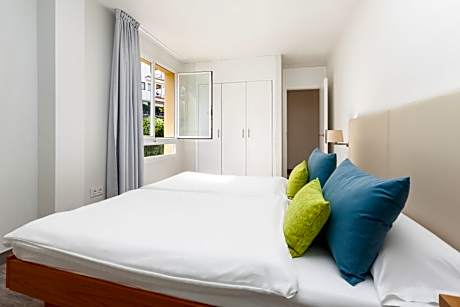 Two-Bedroom Apartment (4 Adults)