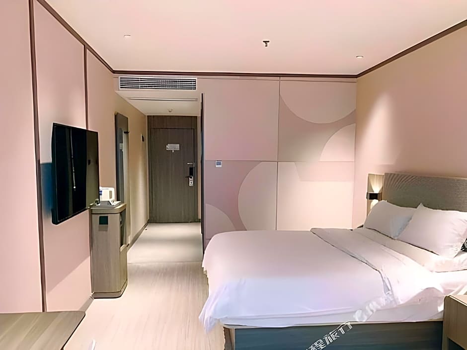 GreenTree Inn Zhenjiang Dagang New District Tonggang Road Butterfly Square