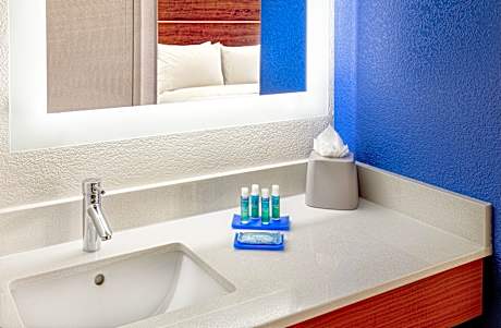 2 Qn Stndrd Comm Mobil Access Roll Shwr