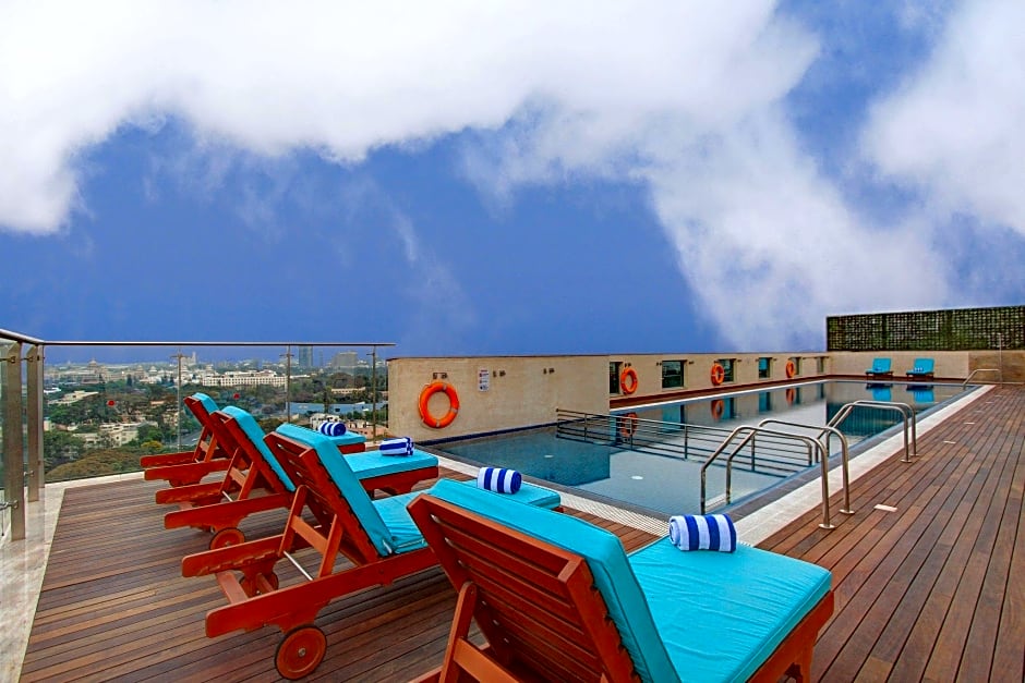 Holiday Inn Bengaluru Racecourse By IHG