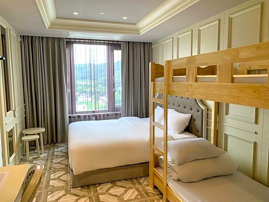 Golden Tulip Ever Yongin Hotel