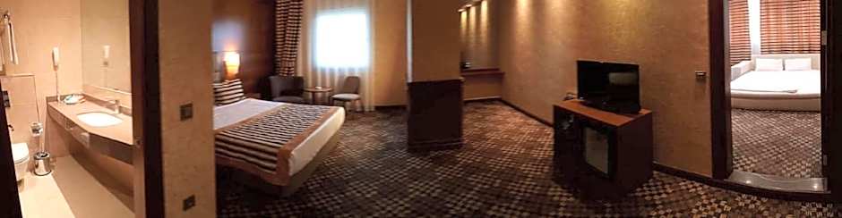 Adranos Hotel
