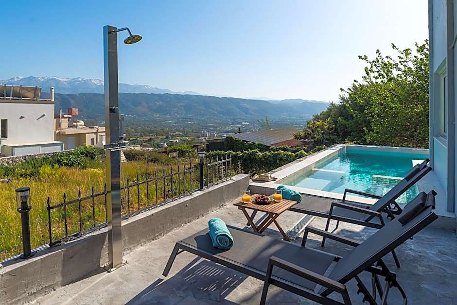SeaviewHeaven - Private pool - Overlooking Chania