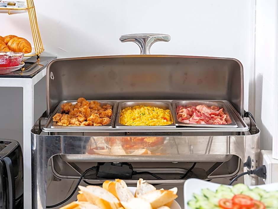 Hanoi Chic Boutique Hotel