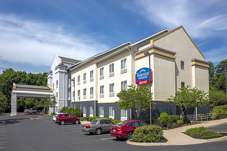 Fairfield Inn & Suites by Marriott State College