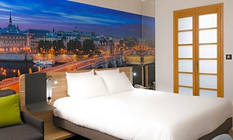 2 Double Rooms Side by Side